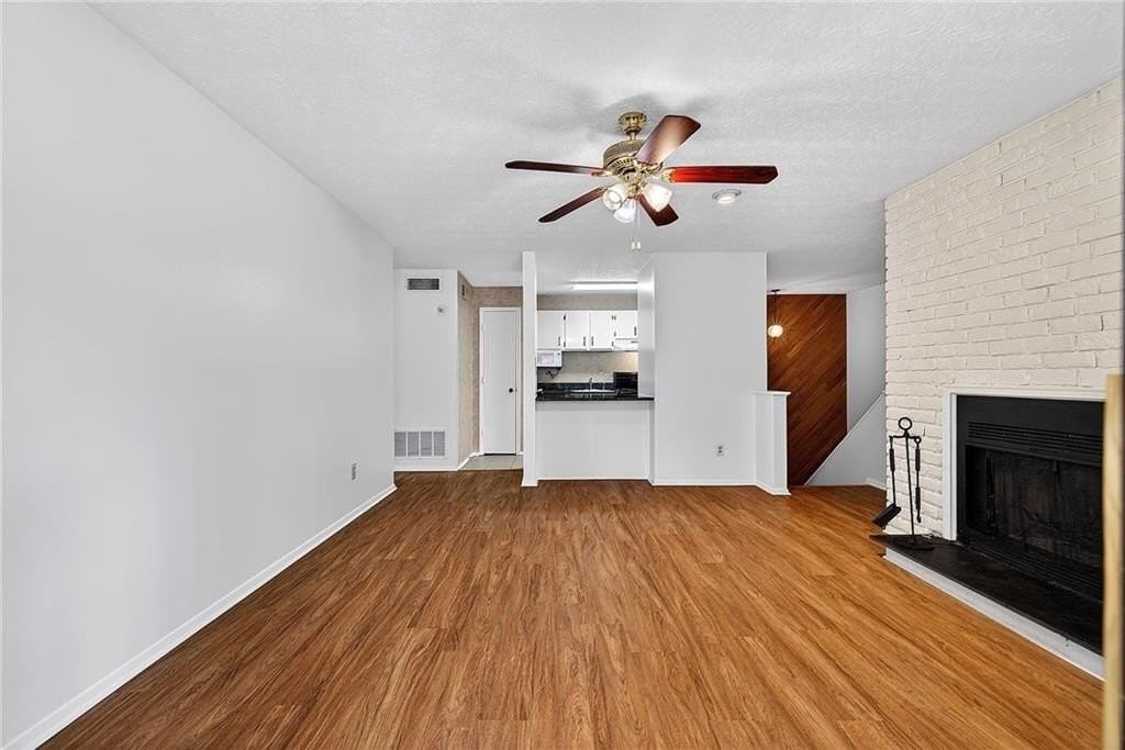 903 Cumberland Ct Se - Photo 7 of 22