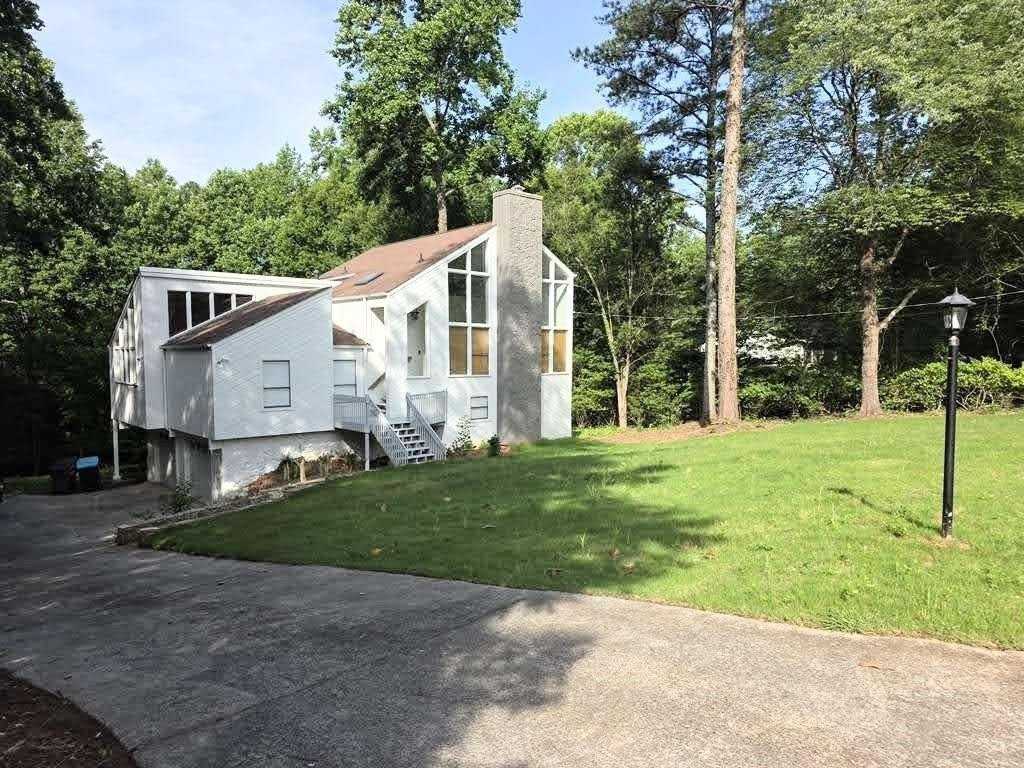 1411 Shiloh Trail East Nw - Photo 2 of 28