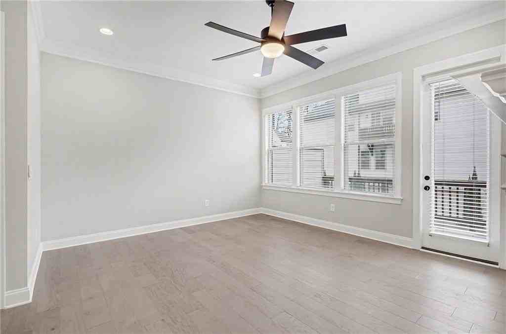 1258 Epping Ln - Photo 7 of 25