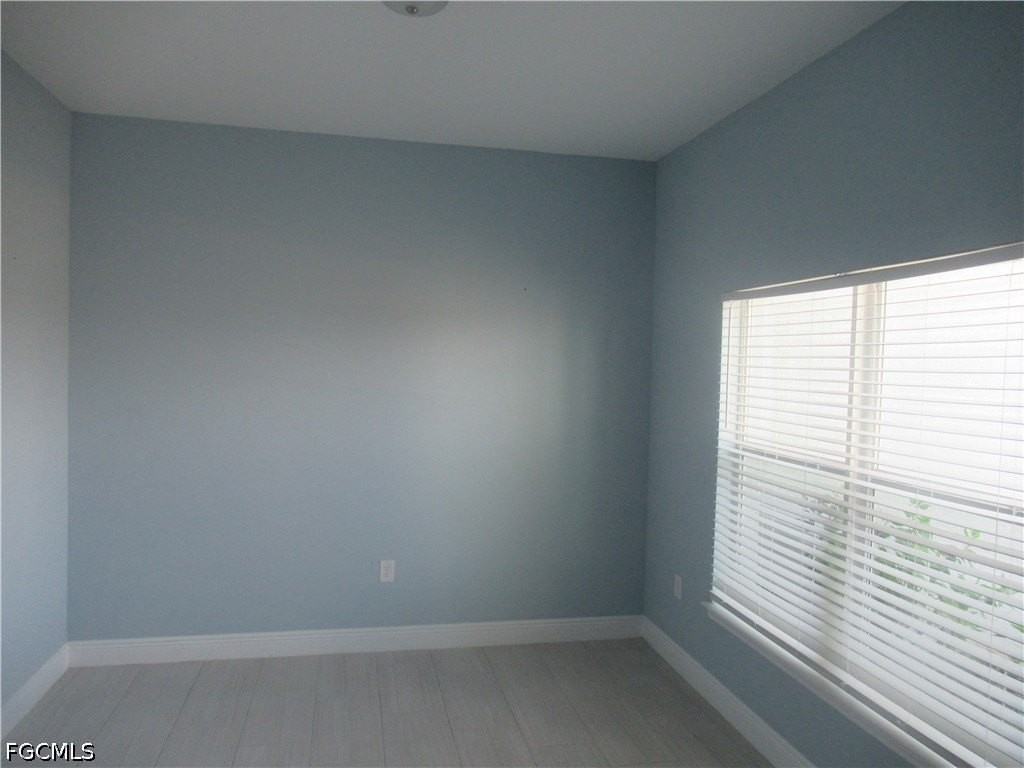 4230 Nw 32nd Ter - Photo 4 of 14