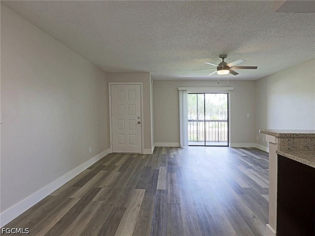 5303 Summerlin Rd #315 - Photo 2 of 12