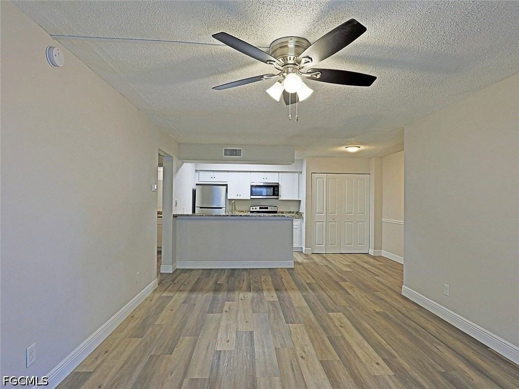 5305 Summerlin Rd #506 - Photo 2 of 14