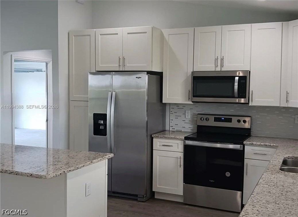 634 Royce Rd - Photo 3 of 20