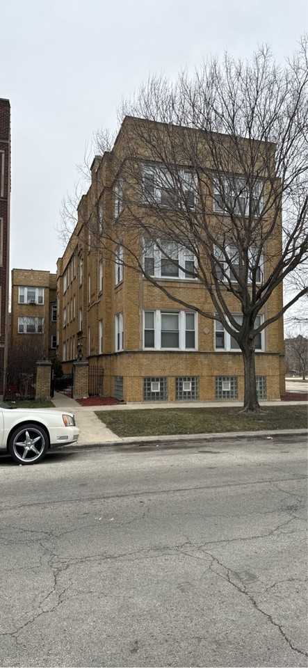 6420 South Kenwood Avenue - Photo 6 of 6