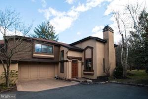 featured image of 80 Sayre Dr