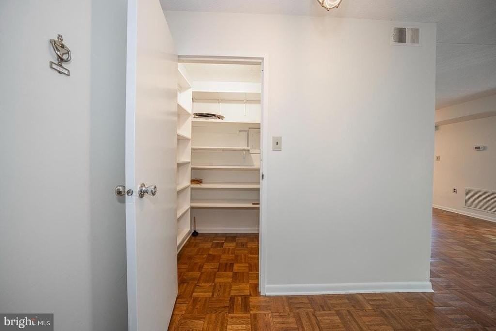 260 Montgomery Ave #304 - Photo 7 of 30