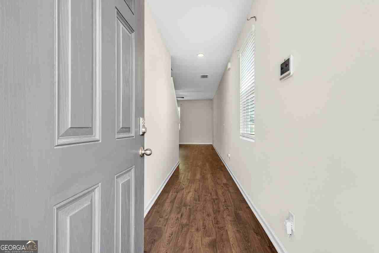 122 Silver Birch Pass - Photo 4 of 45