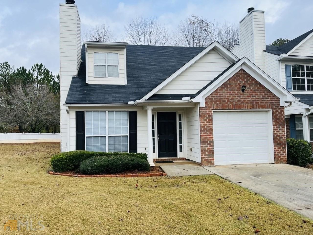 4037 Ravenwood Ct - Photo 2 of 30