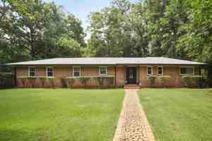 featured image of 1860 Sandtown Rd Sw