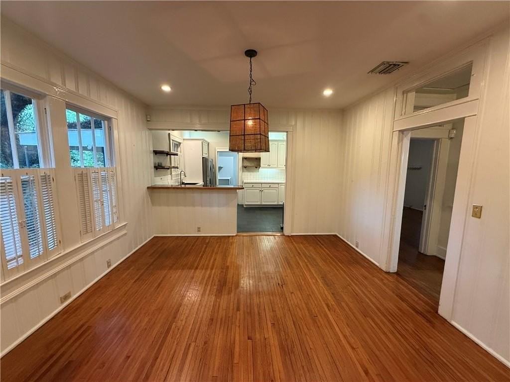 1660 Laurel St - Photo 5 of 22