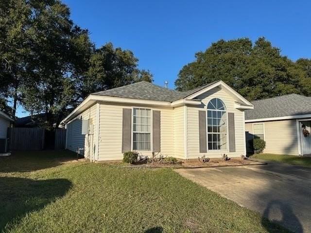 7330 Willow Pointe Dr N - Photo 2 of 13
