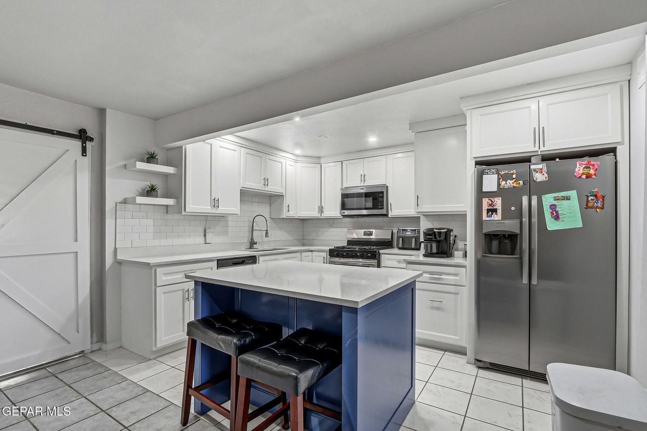 10540 Socorro Rd #A - Photo 3 of 14
