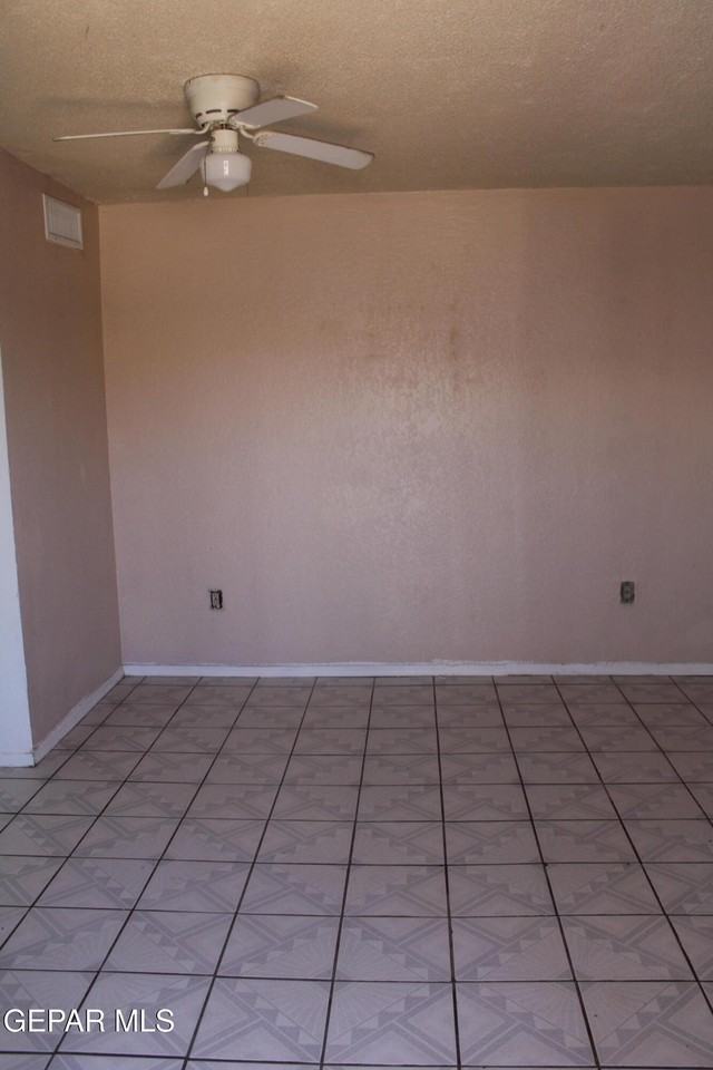 1368 Reid Rd #B - Photo 3 of 13