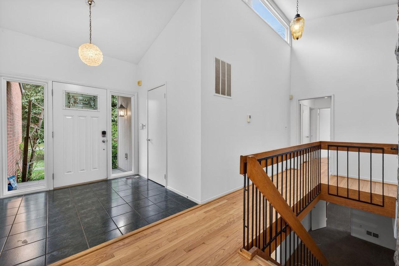 9404 Woodington Dr #1 - Photo 4 of 50