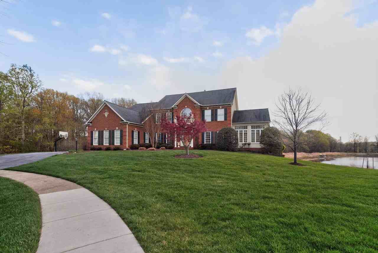 401 Hilton Head Ct #1 - Photo 3 of 50