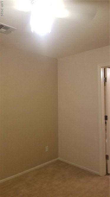 7227 Burnett Ave - Photo 6 of 26
