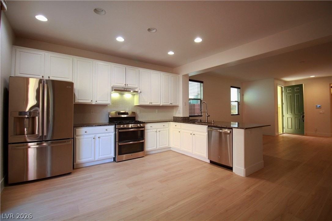10550 Tranquil Glade Ln - Photo 5 of 23