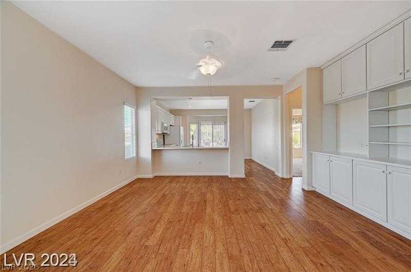 508 Mountain Dell Ave - Photo 4 of 35