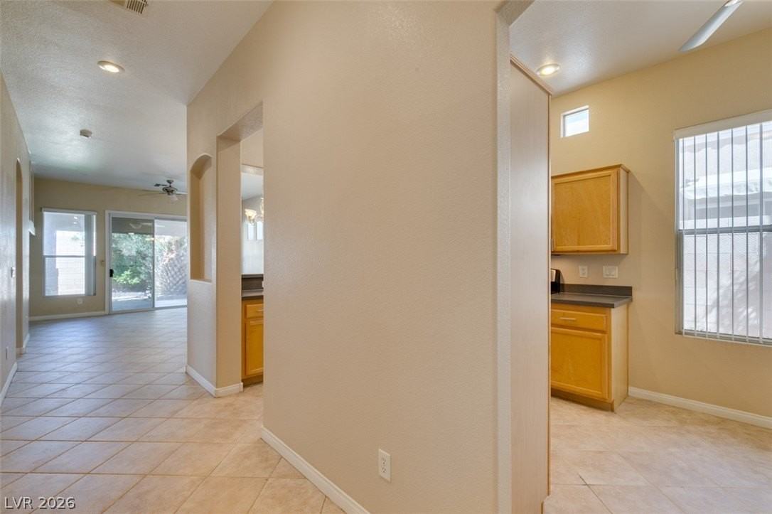 120 Woolman Rink Ave - Photo 4 of 38
