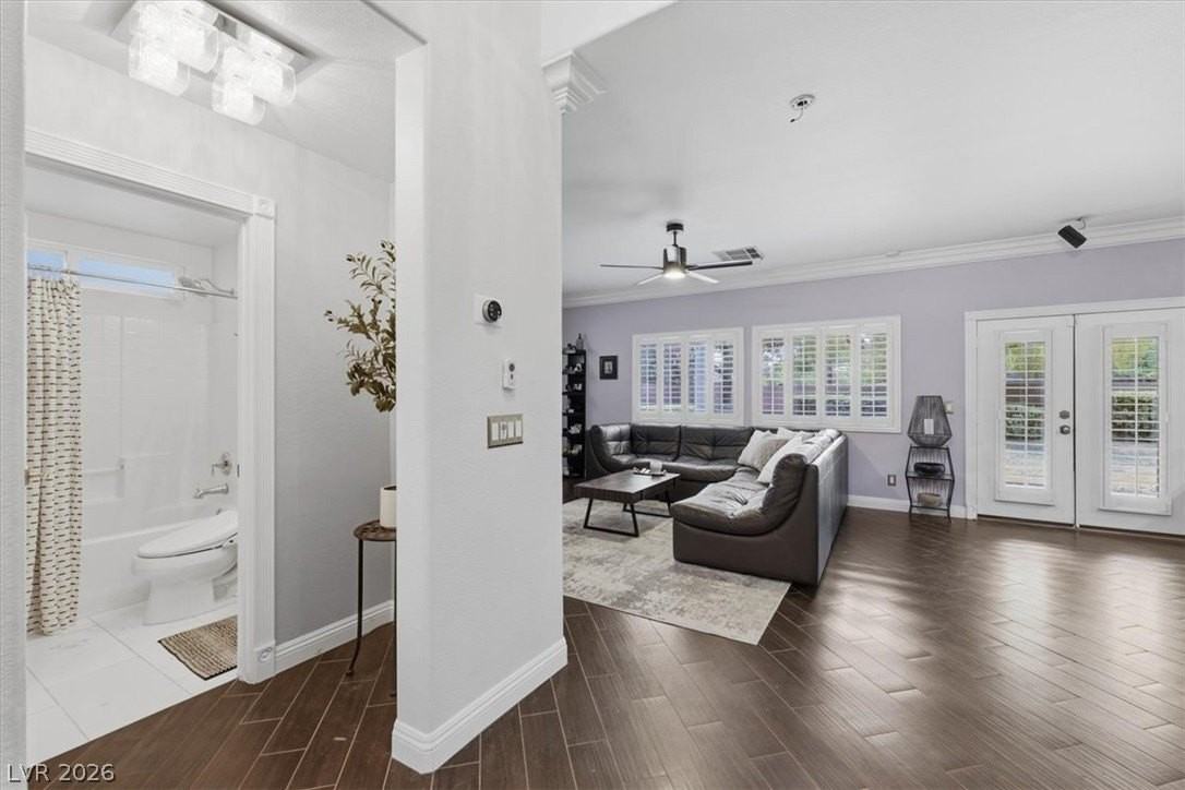 5397 Esparon Ave - Photo 7 of 36