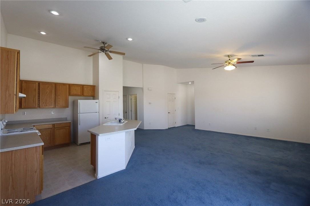 6472 Centennial Rd - Photo 4 of 29