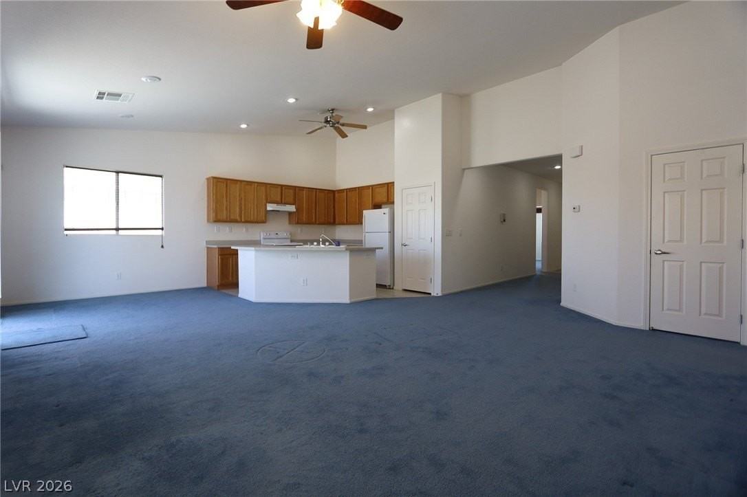 6472 Centennial Rd - Photo 5 of 29