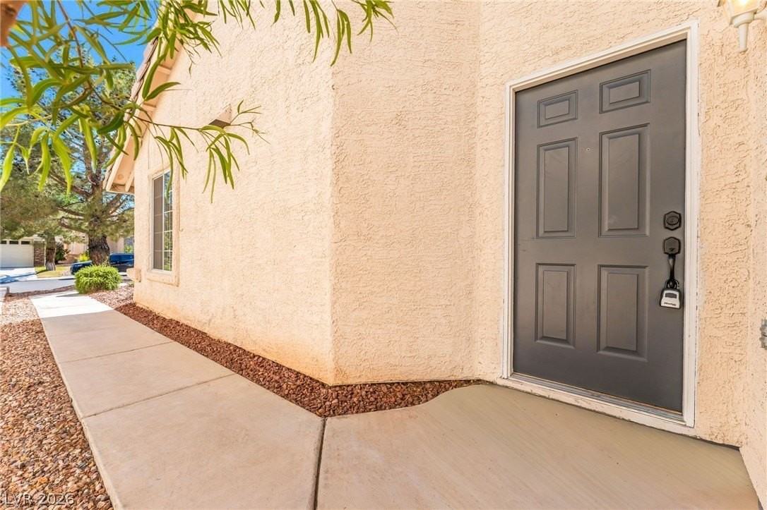 9724 Panorama Cliff Dr - Photo 5 of 35