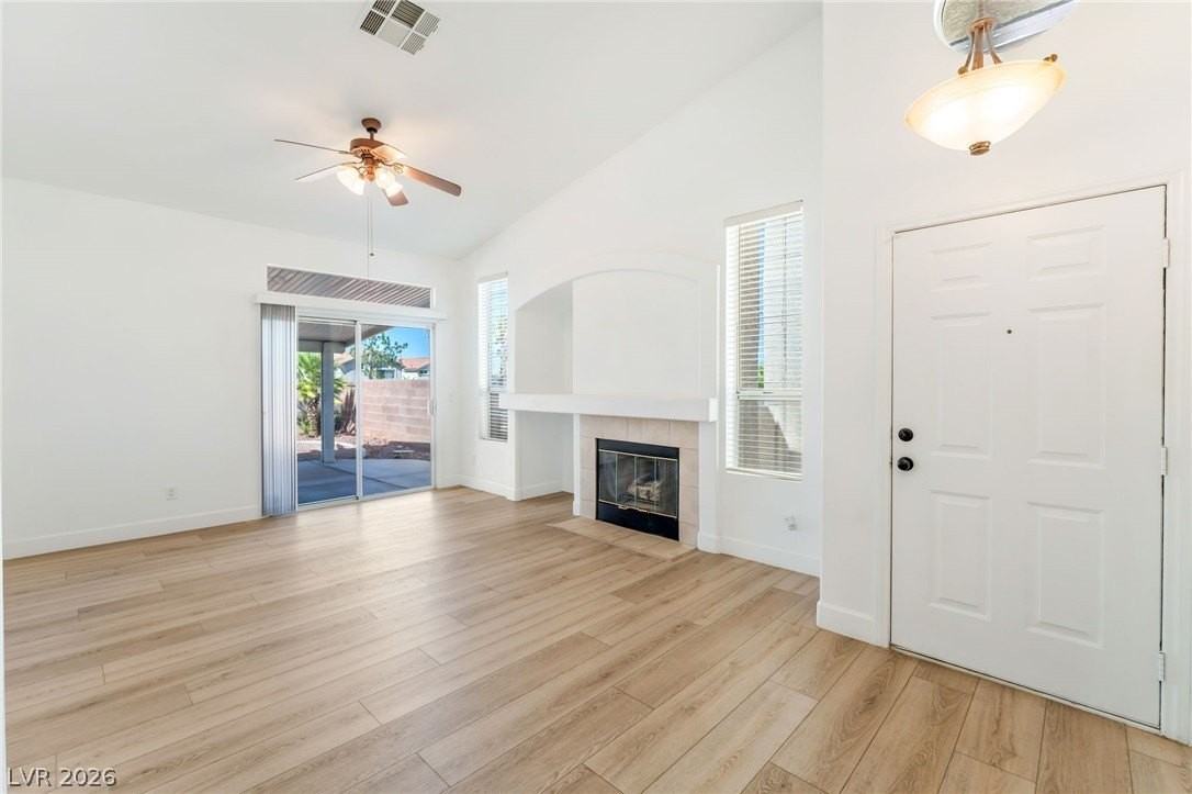 9724 Panorama Cliff Dr - Photo 6 of 35