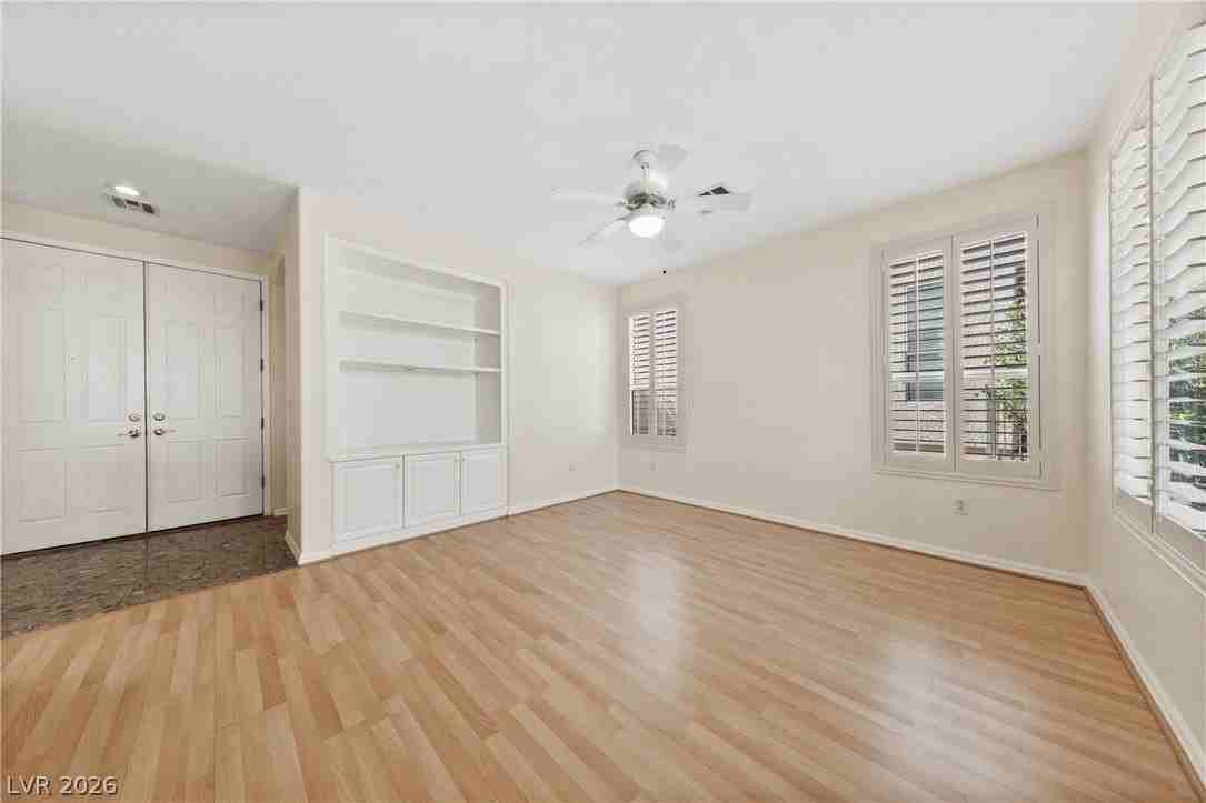10554 Sopra Ct - Photo 4 of 49