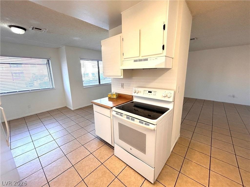 6217 Yerba Ln #A - Photo 7 of 16