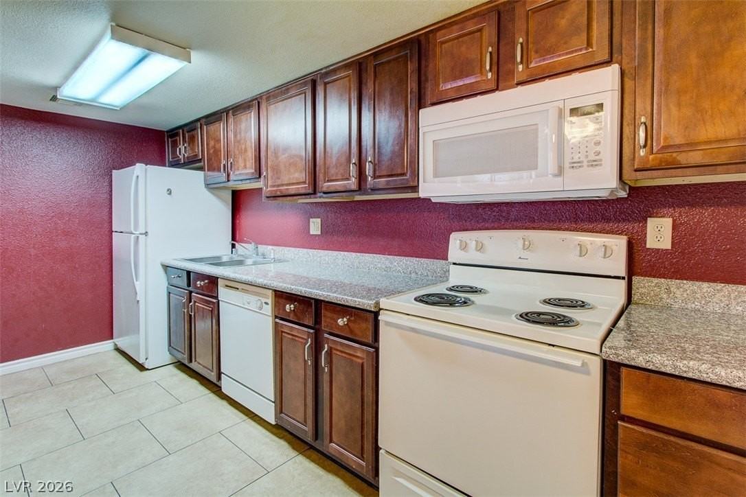 5273 Indian River Dr #261 - Photo 5 of 22
