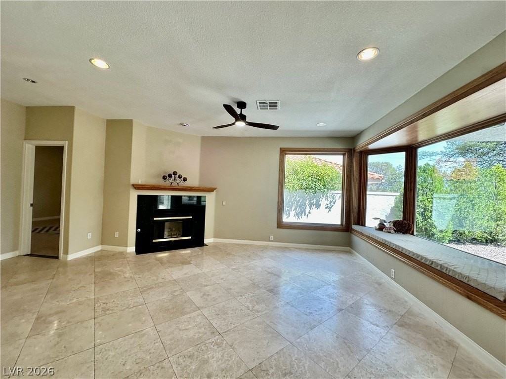 8645 Robinson Ridge Dr - Photo 6 of 25