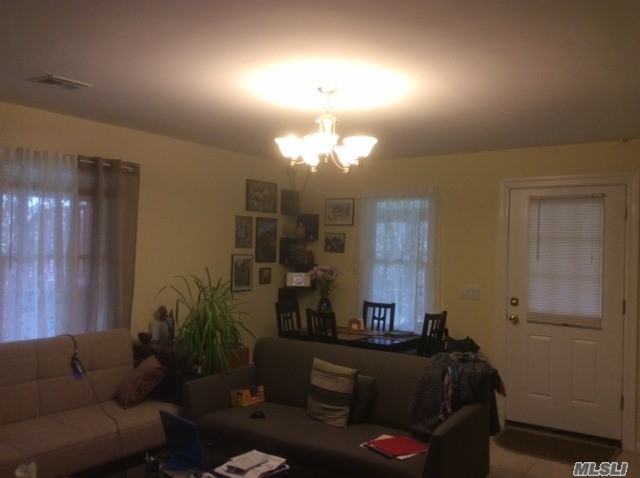 1 Espie Ln - Photo 2 of 8