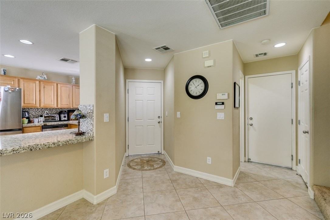 2619 Begonia Valley Ave - Photo 5 of 47