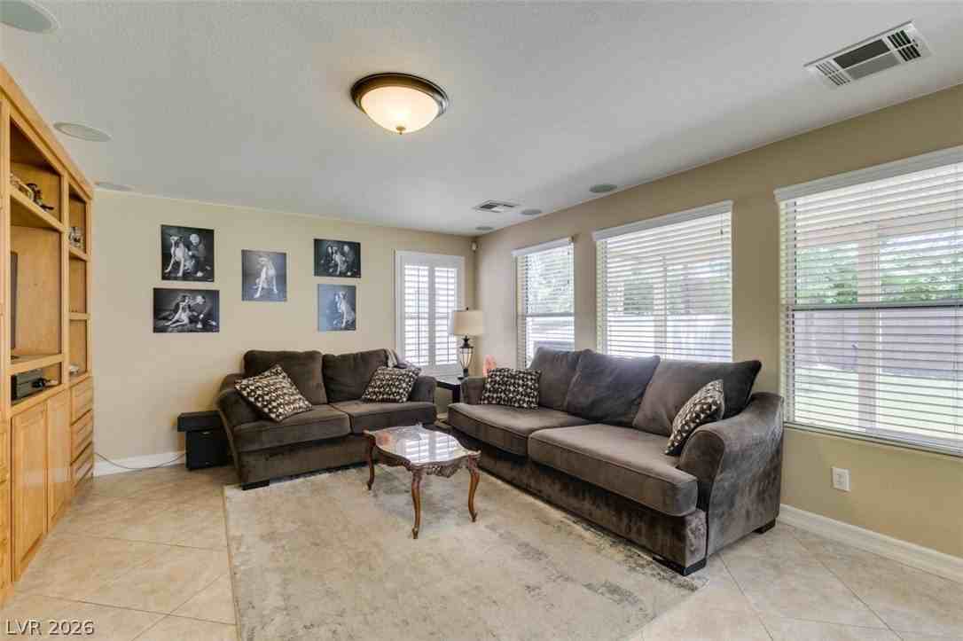 2619 Begonia Valley Ave - Photo 7 of 47