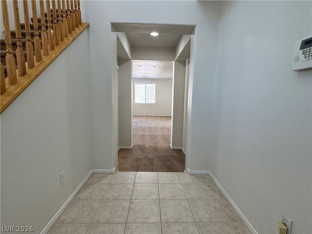 5029 Ivy Creek Ct - Photo 3 of 38