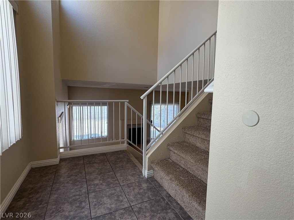 514 Brightwater St - Photo 4 of 36
