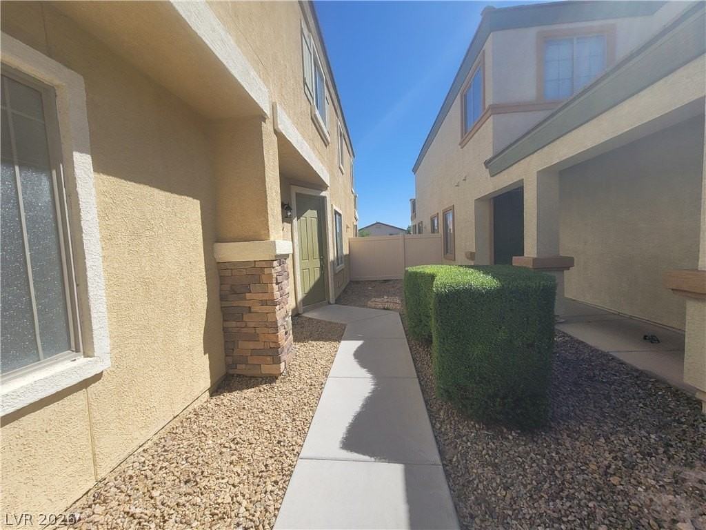 3665 Remington Grove Ave - Photo 6 of 50