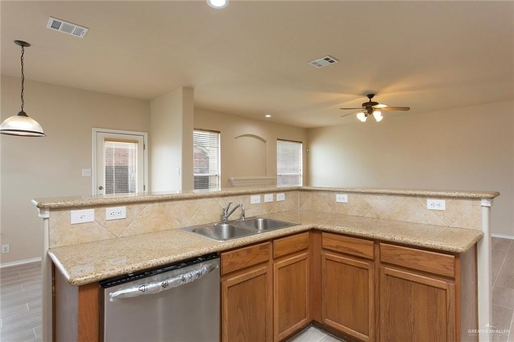 3500 San Andres Ct - Photo 7 of 36
