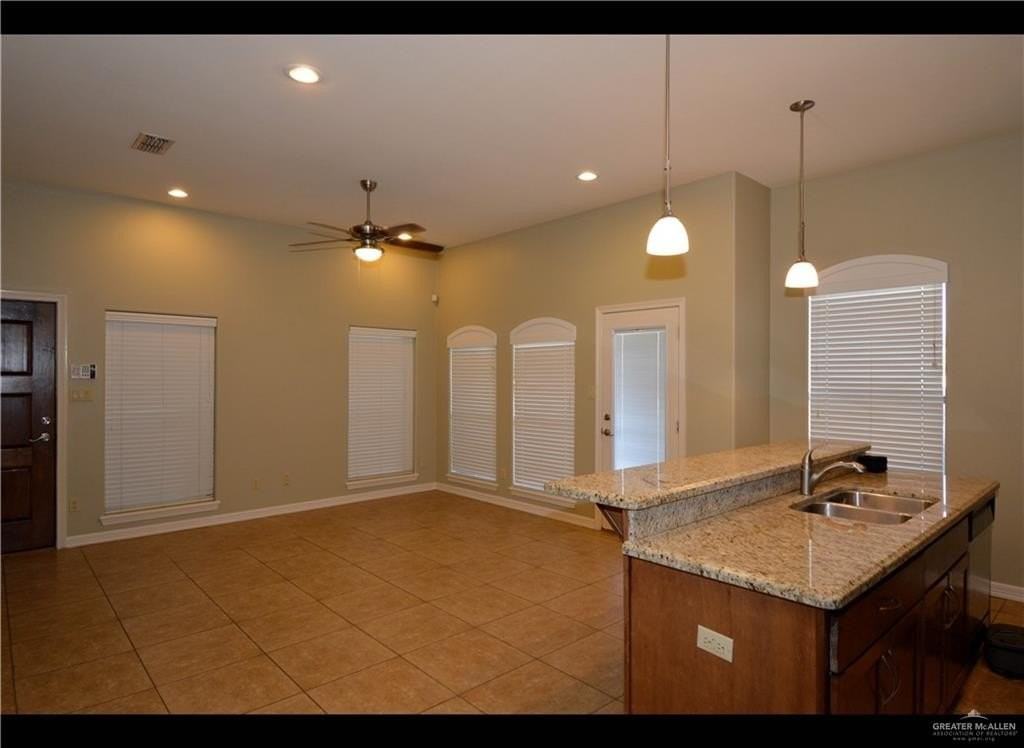 2815 Mimosa St #3 - Photo 6 of 25