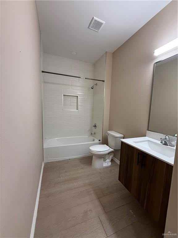 3100 W Driftwood St #2 - Photo 4 of 11