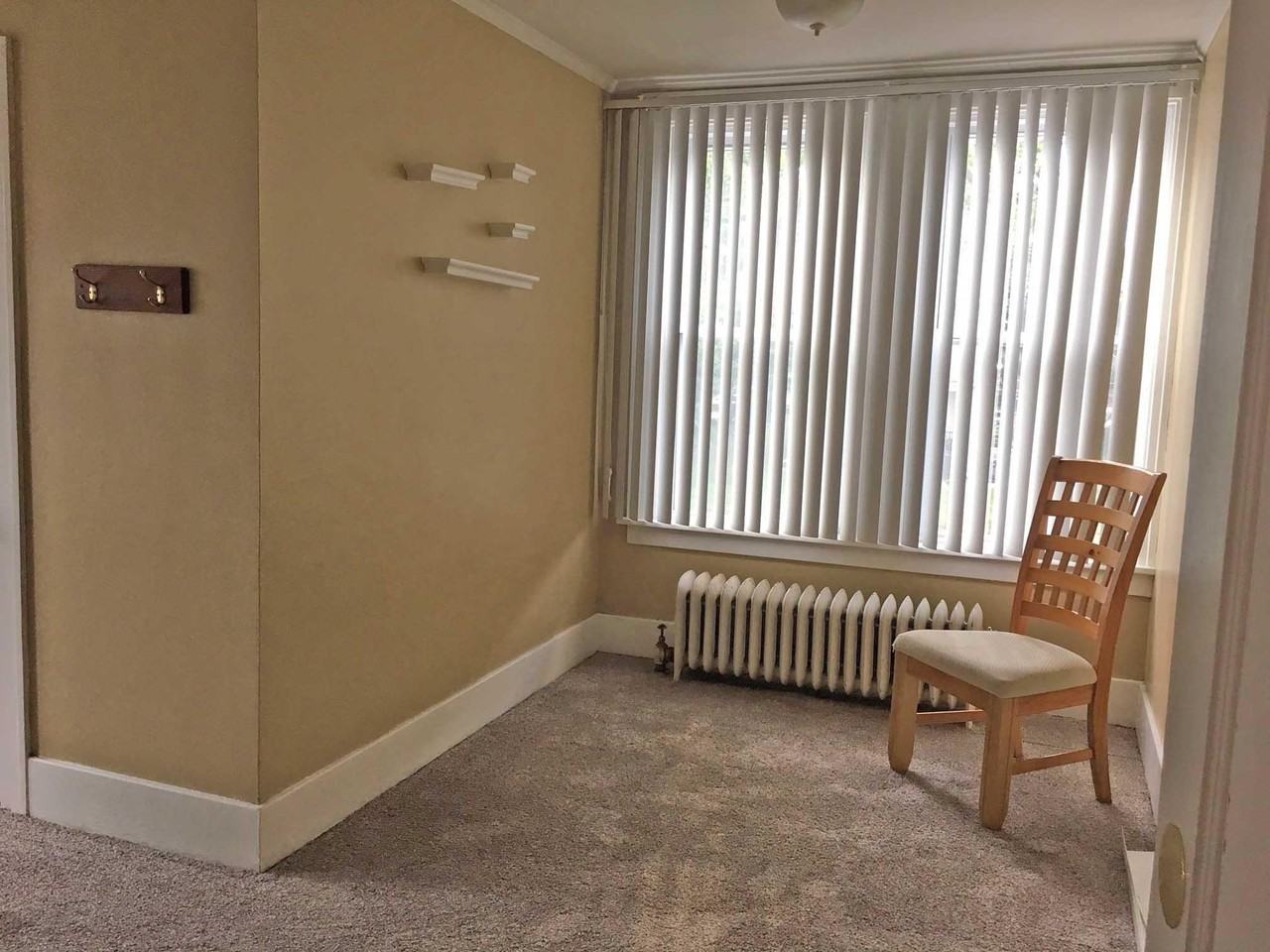 815 Church St - Photo 3 of 22