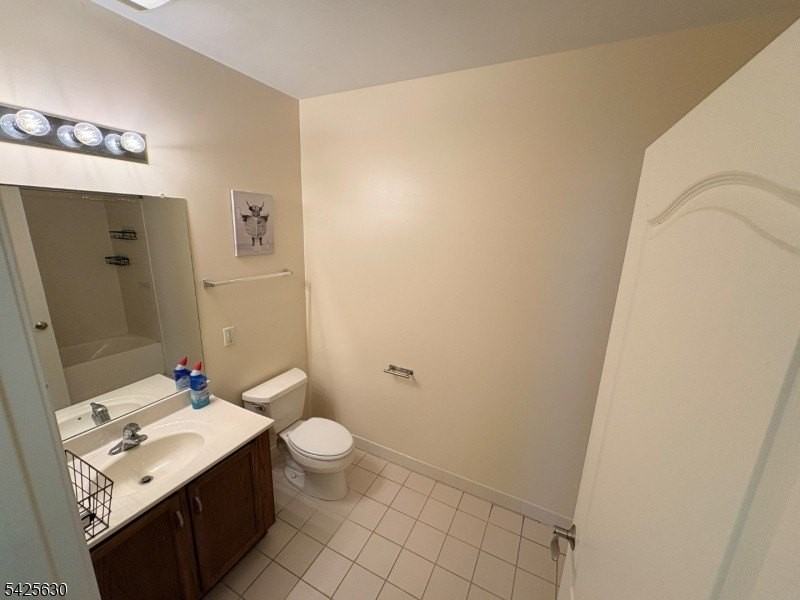 7212 Coventry Ct #212 - Photo 6 of 10