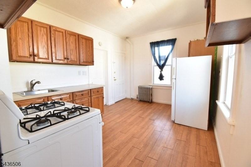 94 Grant St #2 - Photo 6 of 15