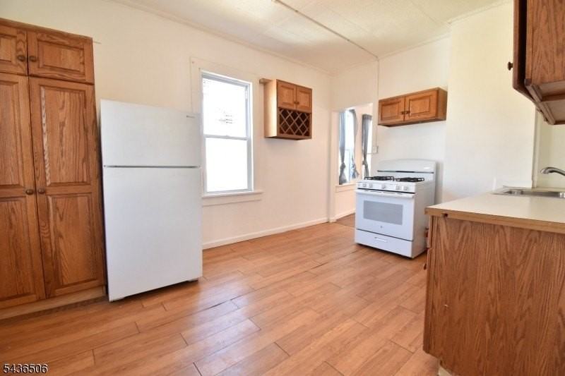94 Grant St #2 - Photo 7 of 15