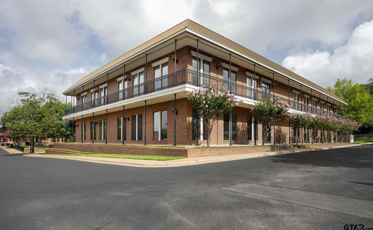 3300 S Broadway Ave Bldg 3 - Photo 5 of 36