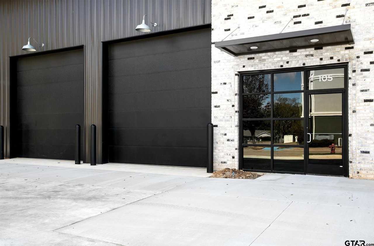 6708 S Broadway Ave - Photo 5 of 9
