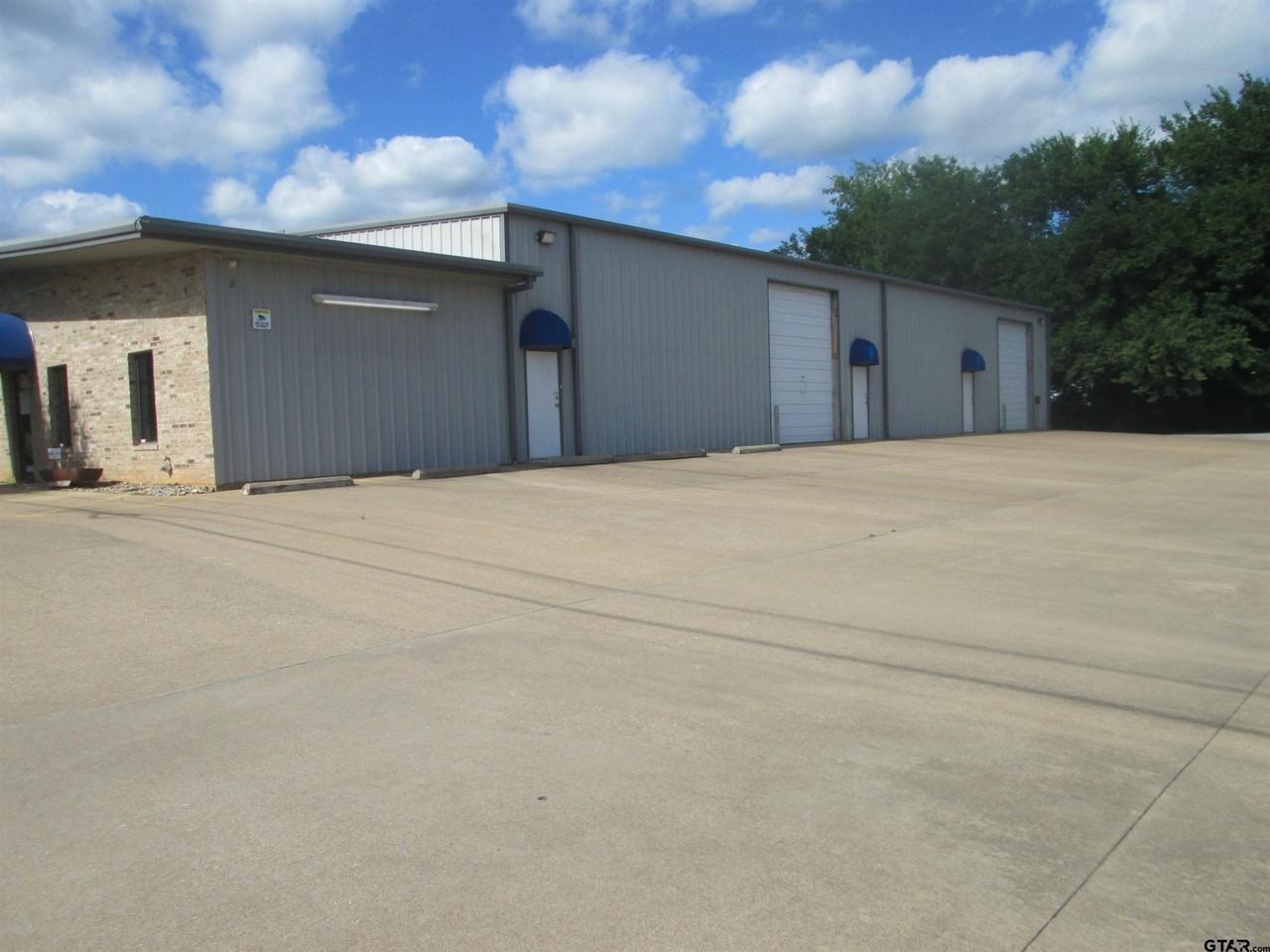 4908 Hightech Dr - Photo 3 of 24