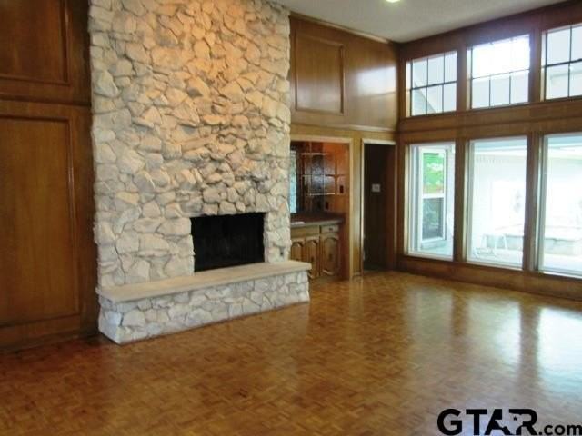 401 Woodland Hills Dr - Photo 4 of 24