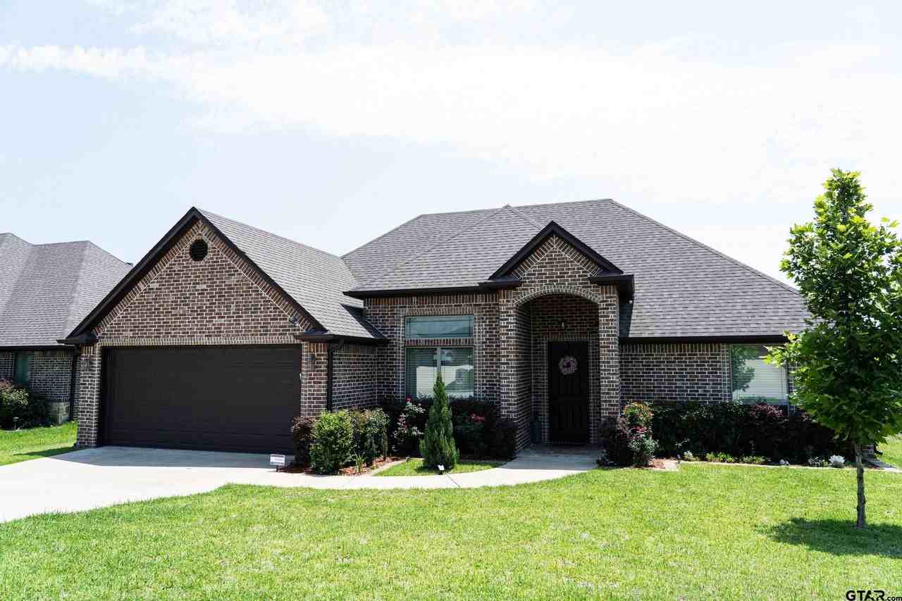 7352 Kingsport Ln - Photo 7 of 45